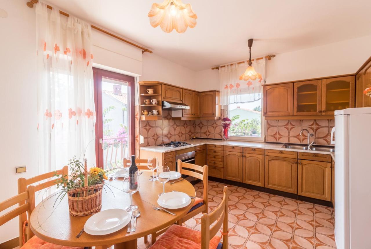 Ližnjan Apartments Ivica 1706 מראה חיצוני תמונה